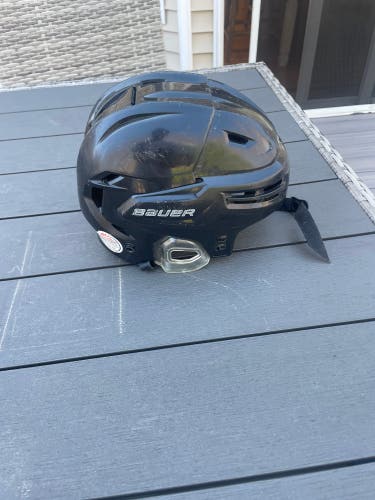 Used Medium Bauer Re-Akt Helmet