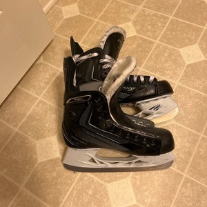 Used CCM Regular Width Size 5 RibCor 48K Pump Hockey Skates
