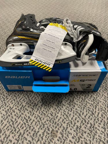 Bauer Supreme M5 Pro size 4 fit 2 skate