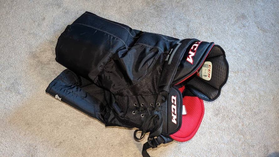 Senior Medium CCM  U+CS Hockey Pants