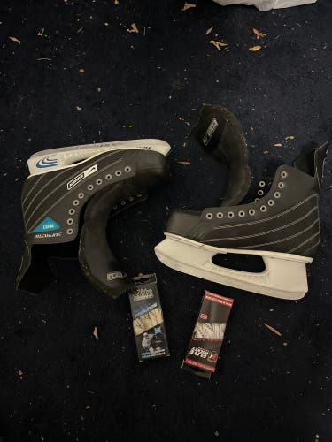 Nike Bauer select hockey skates