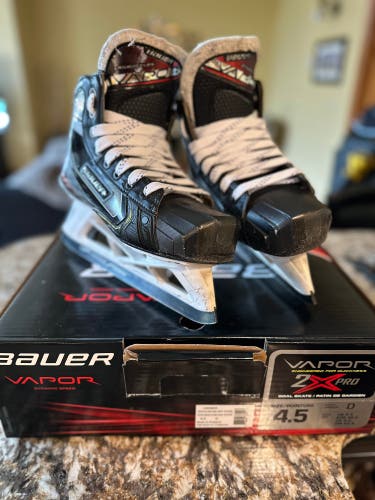 Used Bauer Regular Width  Size 4.5 Vapor 2X Pro Hockey Goalie Skates