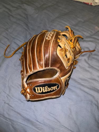 Infield 11.5" A2000 Baseball Glove