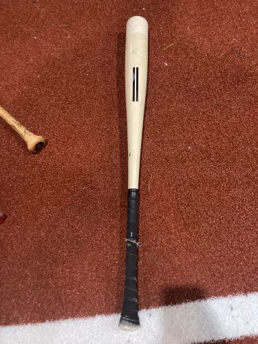Used BBCOR Certified Alloy (-3) 29 oz 32" Bonesaber Bat