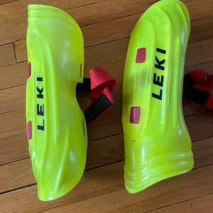 Leki World Cup Pro shin guards