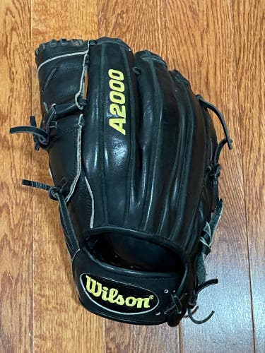 **Used Like New** left hand throw wilson A2000 Clayton Kershaw CK22