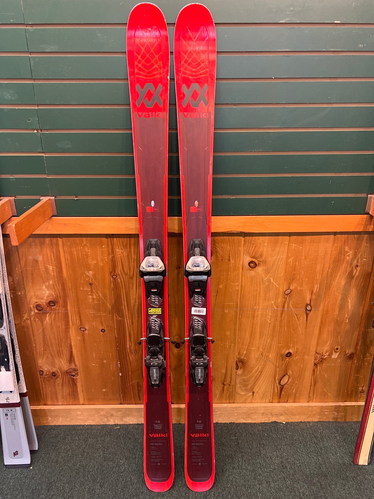 Used 2022 Volkl M6 Mantra skis w/ Marker Griffon 13 bindings, size