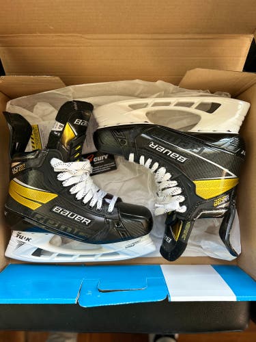 *New Pro Stock* Bauer Supreme UltraSonic Skates - 8.5 Fit 3