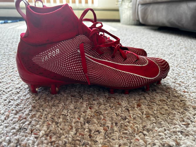 Men's Molded Cleats Mid Top Vapor untouchable 3