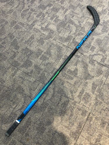 Intermediate Right Handed P92  Nexus Geo Hockey Stick