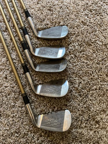 Square Two Used Left Hand Graphite/Steel Shaft Iron Set