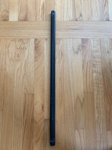 Barely Used ECD Carbon 3.0 Attack/Midfielder Shaft