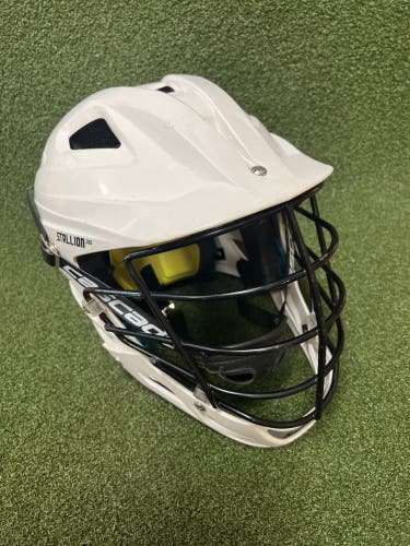 Schutt Stallion 100 Lacrosse Helmet (9009)