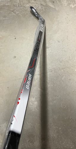 NEW Bauer Vapor Hyperlite League Hockey Stick Left P92 95 Flex