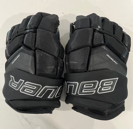 New 14” Senior Bauer Supreme Ultrasonic Gloves Black/Black