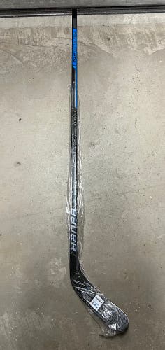 BRAND NEW Bauer Nexus 2N Hockey Stick Left P88 77 Flex