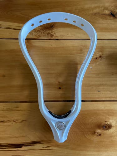 Maverik Tank Universal with ECD Hero 2.0 Mesh UNSTRUNG