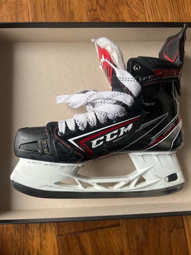 Senior Used CCM JetSpeed FT2 Hockey Skates Regular Width Size 9