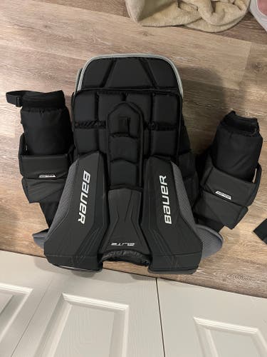 New XL Bauer Elite Goalie Chest Protector