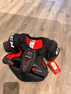 Junior Small CCM FT370 Shoulder Pads