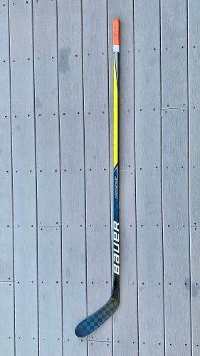 Bauer Supreme 3S Pro Hockey Stick P28 77Flex