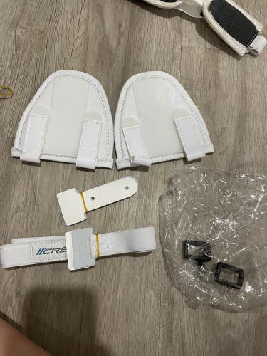 New Bauer Goalie Knee Wing & CRS boot Strap