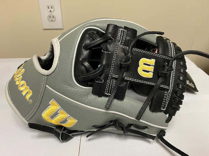 Brand New Wilson 11.5" 1786 A2000 SuperSkin Baseball Glove WBW100096115 Retail $299