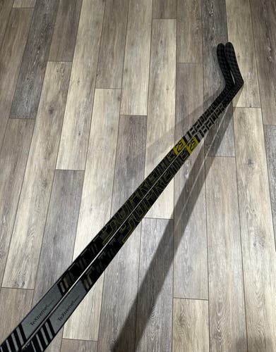 (2-pack) New Pro Stock LH Bauer Supreme 2S Pro P28 95 Flex