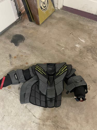 Used Large Bauer Pro Stock Hyperlite Goalie Chest Protector