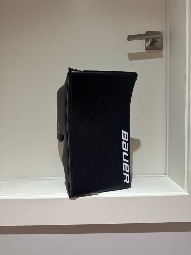 Black Full Right Hyperlite Blocker