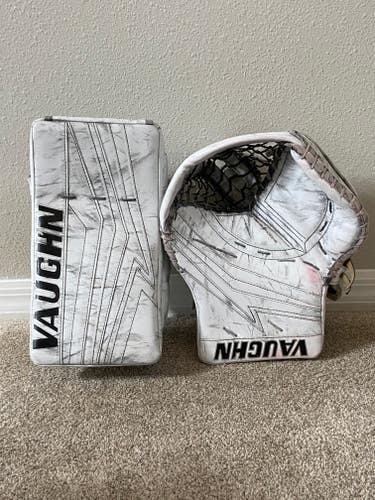 Used Regular Vaughn V9 Pro Carbon Glove and Blocker