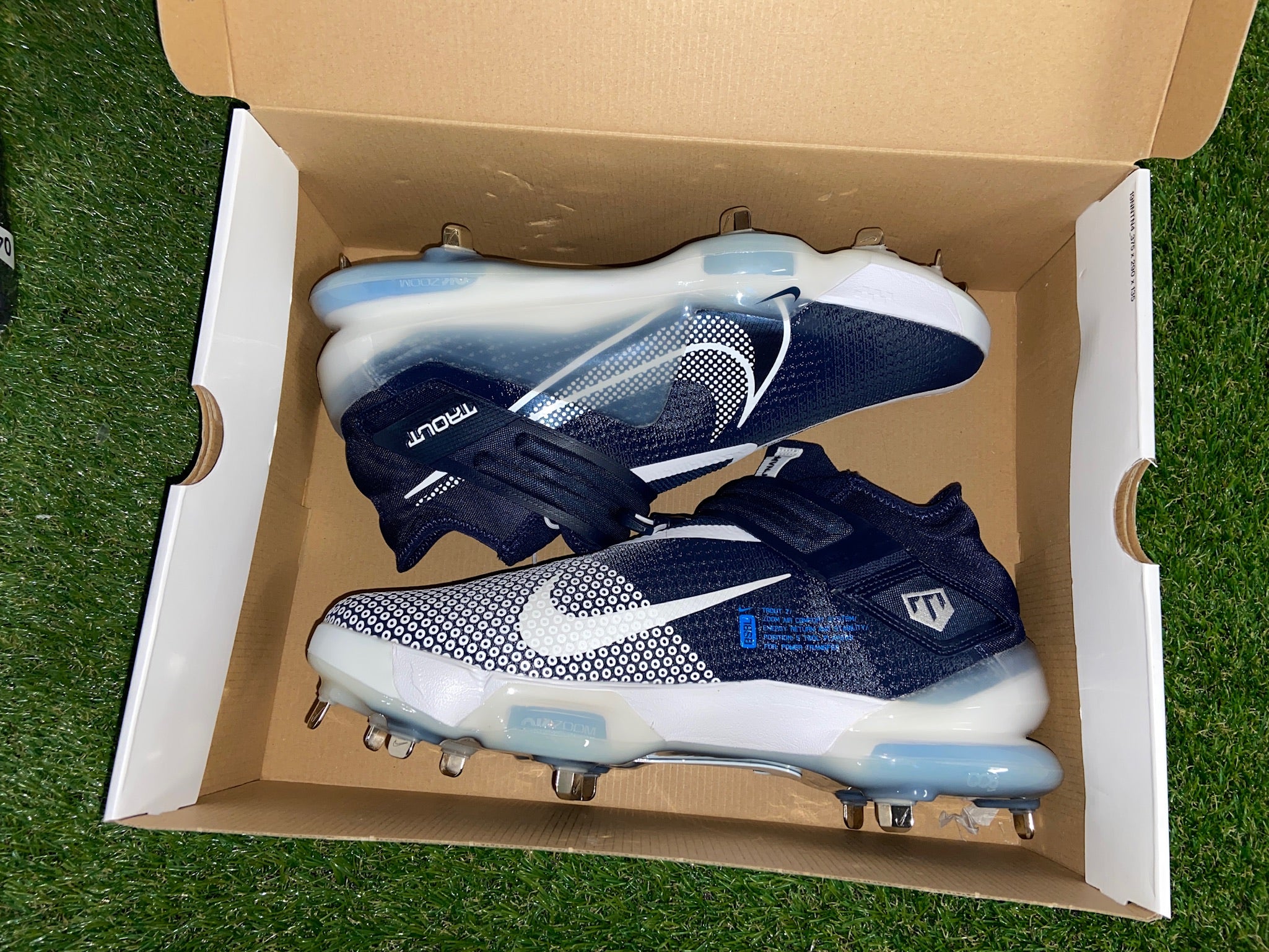 mike trout baseball cleats 2021