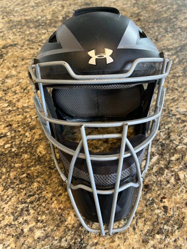 Under armour catchers mask