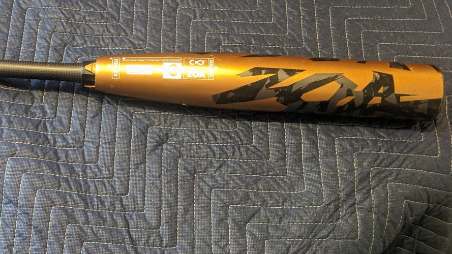 BBCOR 2022 DeMarini Composite Zoa Bat (-3) 30 oz 33"