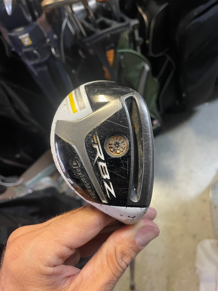 Taylormade Rbz 4 Wood 22 Deg In Right Handed  Graphite shaft rocket