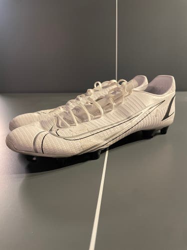 White Men's Molded Cleats Nike Mercurial Vapor Cleats