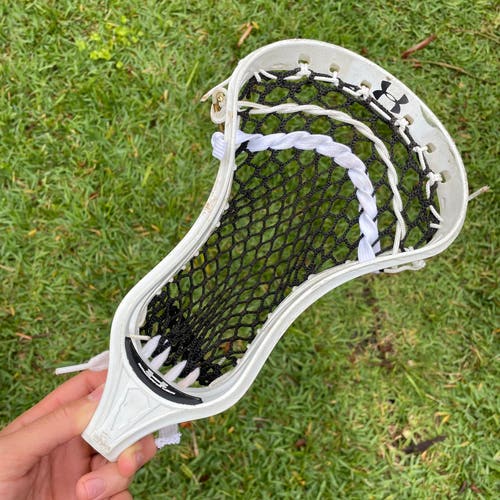 Under Armour Command Low w/  2s