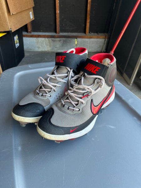 Gray Men's Metal Nike Nike alpha huarache elite 3
