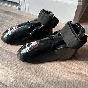 Used Youth Black Tiger Rock Sparring Foot Covers. A R2 S3 L2