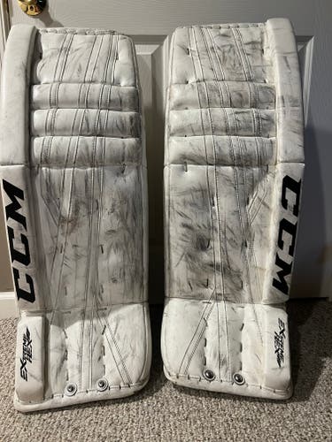 Used 34" CCM Extreme Flex II Goalie Leg Pads