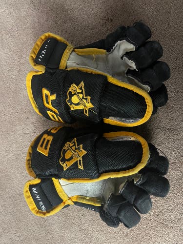 Used Bauer Vapor Pro Team Gloves 11"