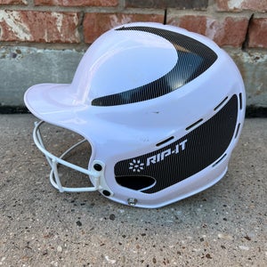 Used White Rip It Helmet S/M 6 - 6 7/8"