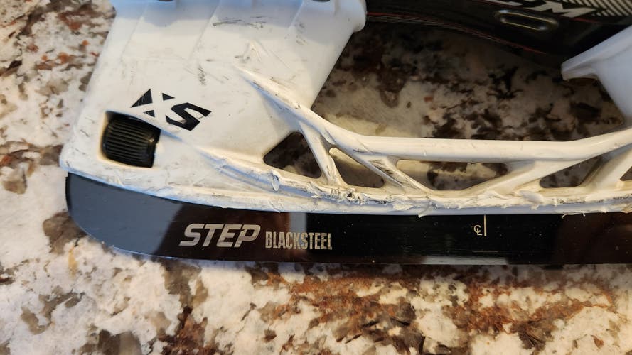 Jr Used CCM JetSpeed Skates Size 6 black Step Steel