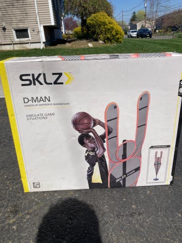 Basketball Trainer Sklz D-Man Hands Up Defense Mannequin