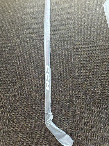 Brand New LH CCM JetSpeed FT5 Pro P28 80 Flex W/ Grip