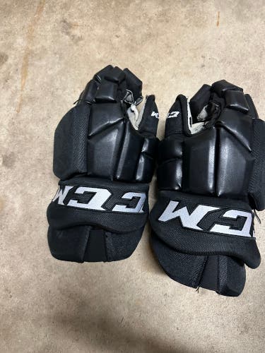 Ccm hockey gloves