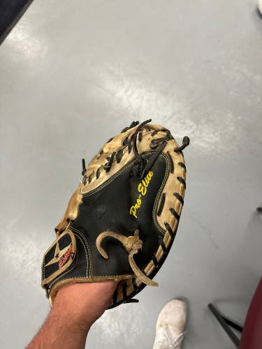 Right Hand Throw 33" CM3000SBT Catcher's Glove