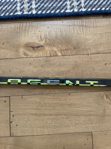 Senior Left Hand P28  Ag5nt Hockey Stick