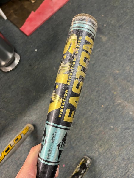 Metal baseball bats