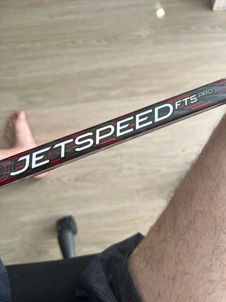 Senior Right Handed P90TM JetSpeed FT5 Pro Hockey Stick